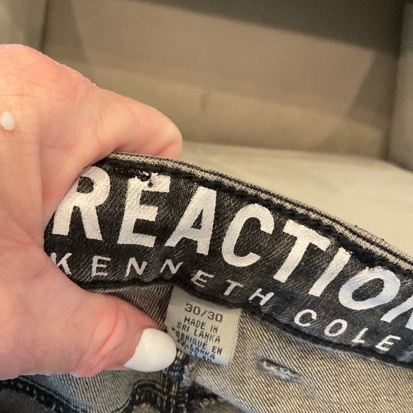 #231 MEN’S KENNETH COLE SLIM JEANS SIZE: 30/30 COLOR: BLACKISH - Picture 4 of 4